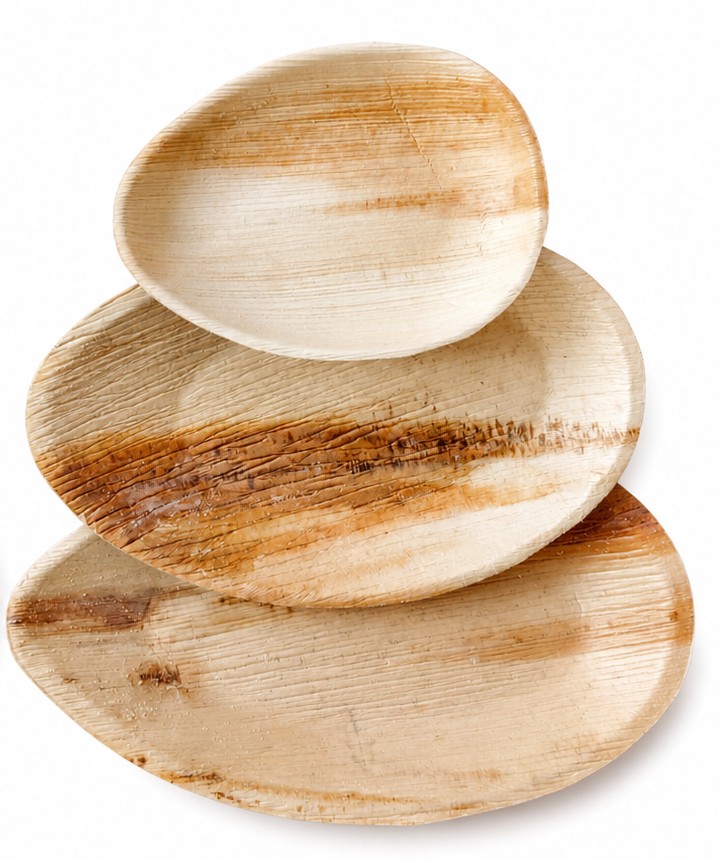Stacked areca leaf plates